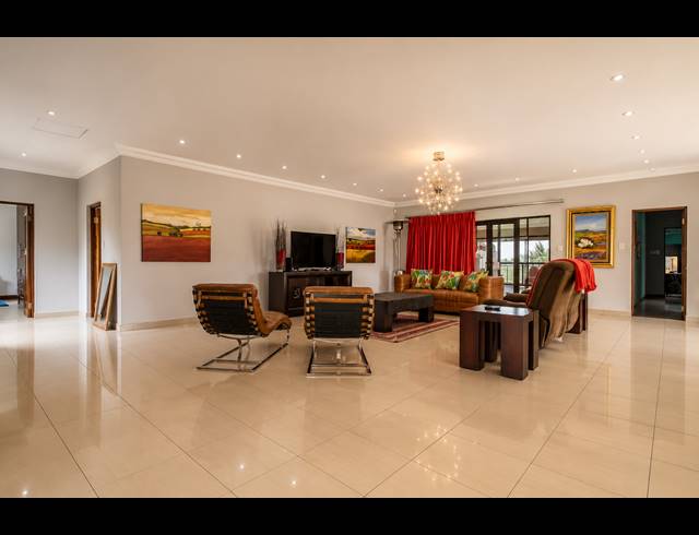 4 BEDROOM HOUSE FOR SALE IN THREE RIVERS EAST
